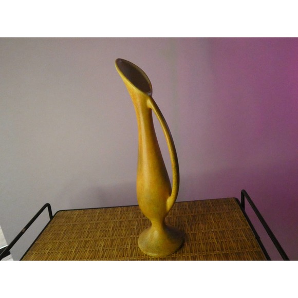 Vintage Haeger Slim Pitcher with Spout Yellow and Green Texture (Small Chip) - Picture 2 of 5